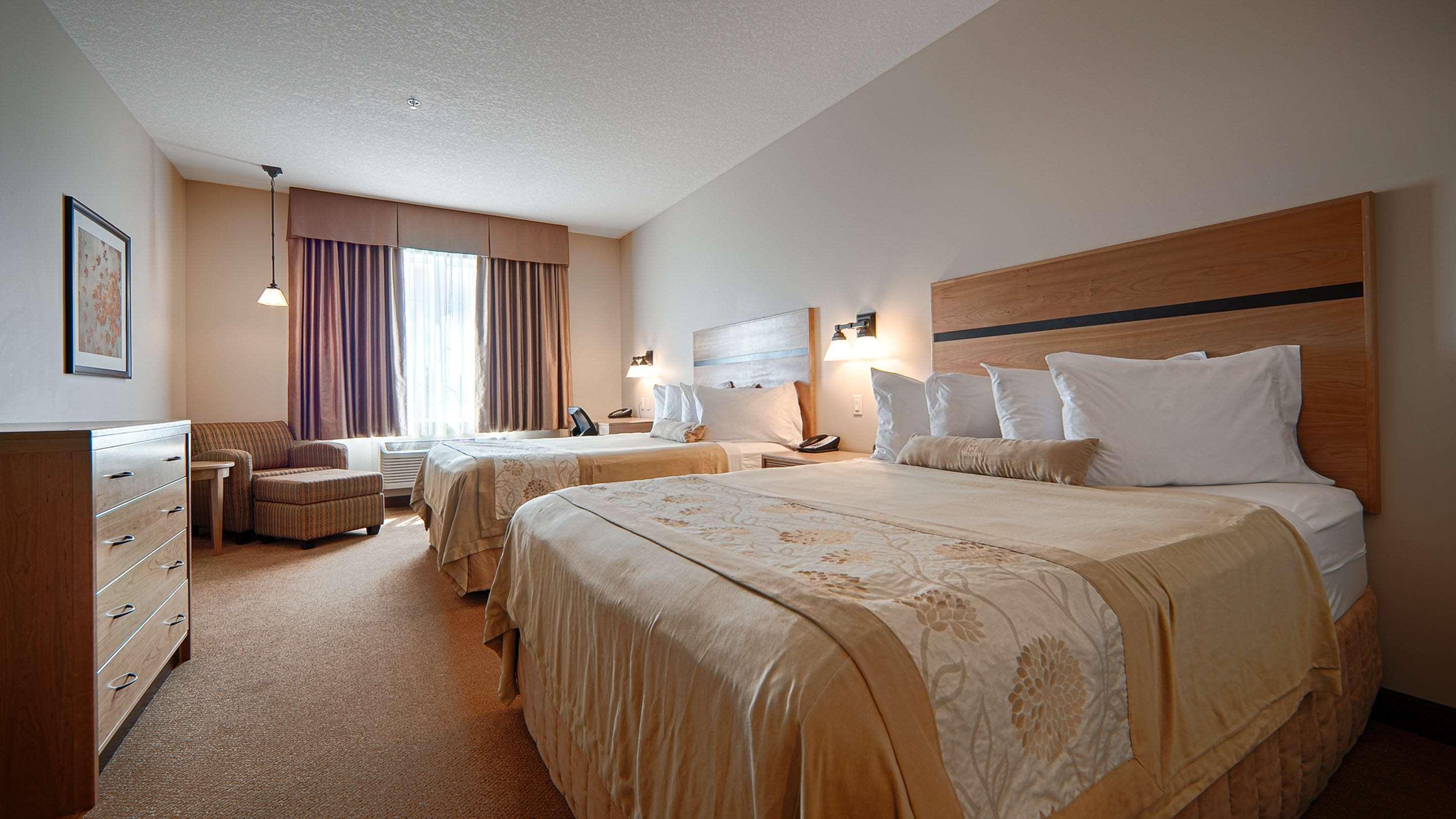 Best Western Plus Chateau Inn Sylvan Lake Exterior foto