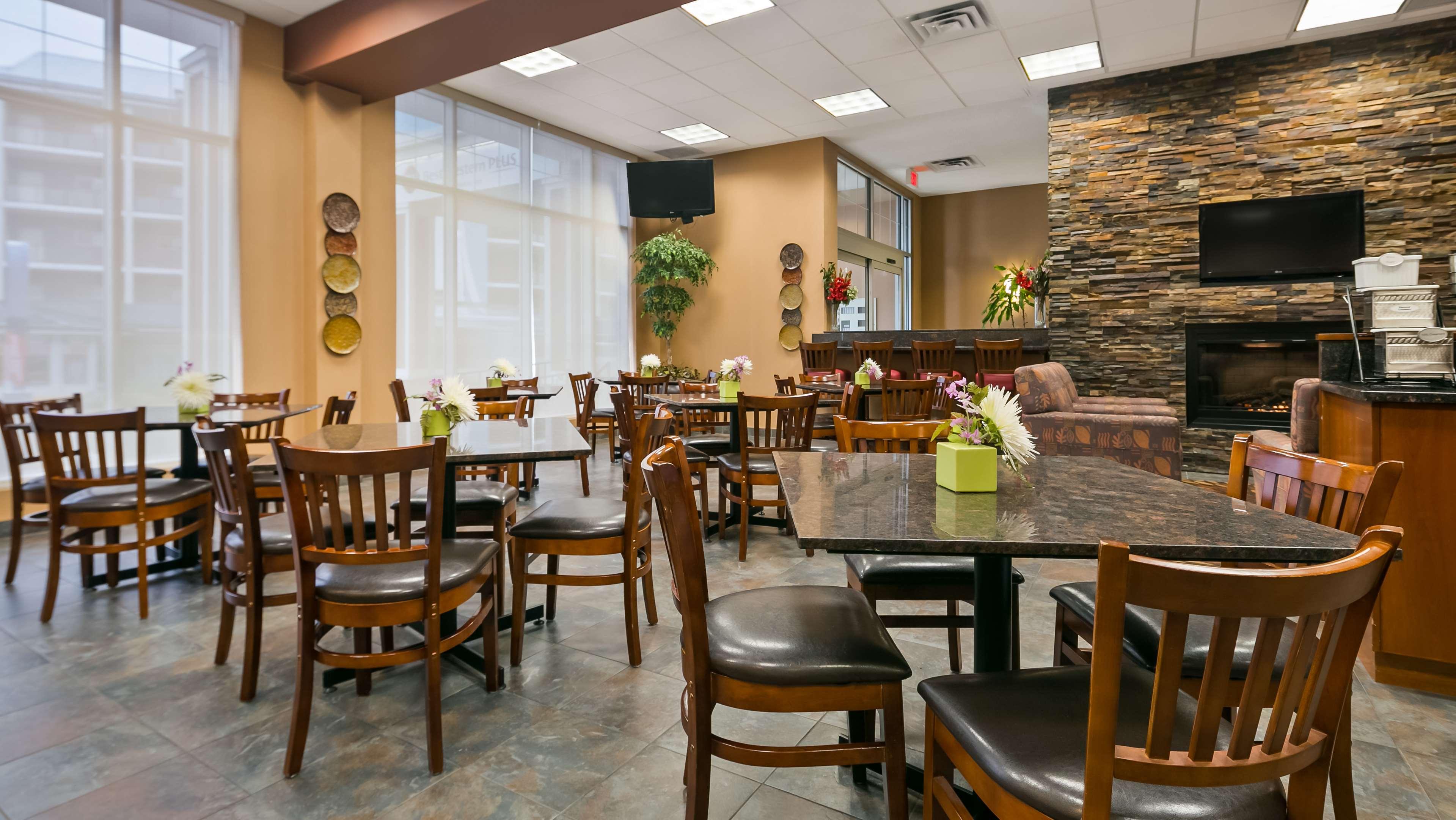 Best Western Plus Chateau Inn Sylvan Lake Exterior foto