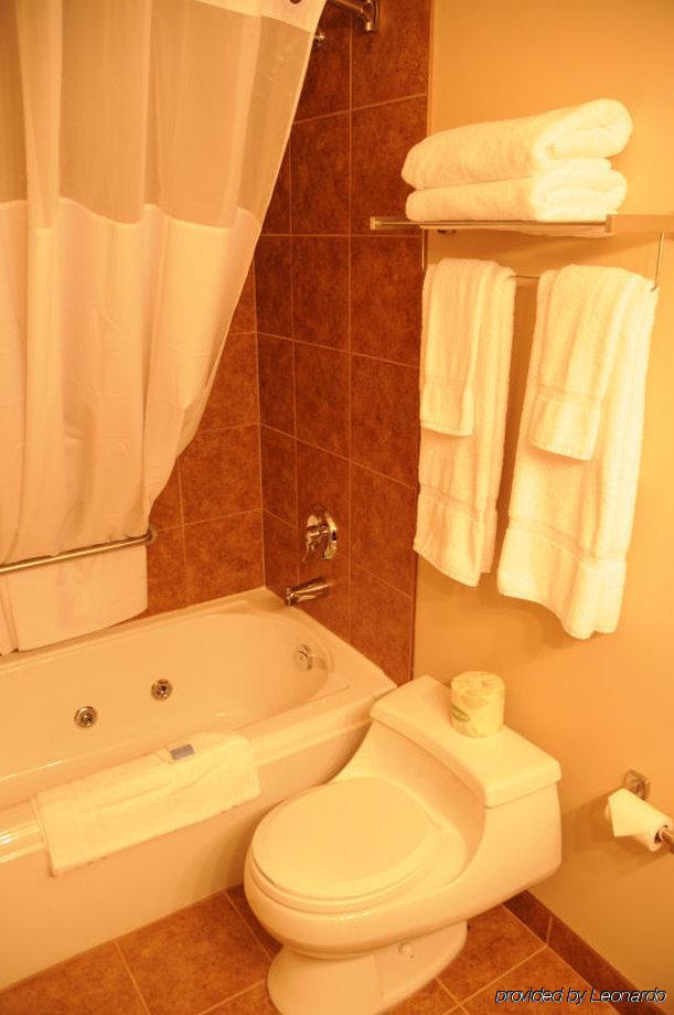 Best Western Plus Chateau Inn Sylvan Lake Exterior foto